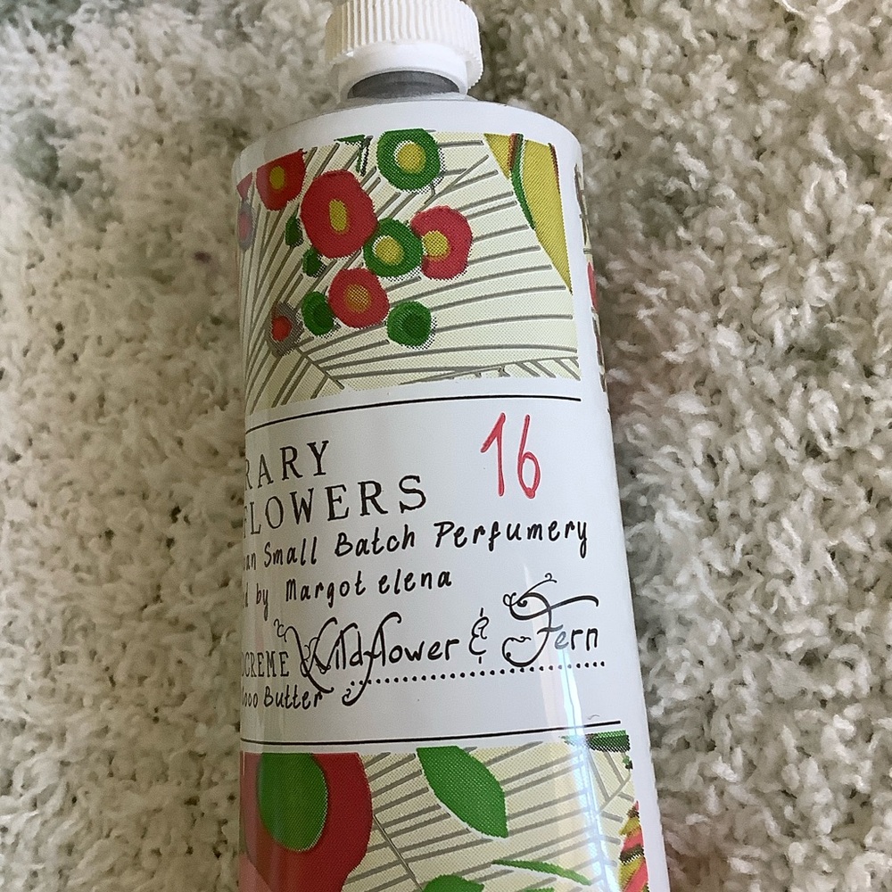 Library of Flowers Scented  Handcreme Margot Elena Wildflower & Fern NWT 2.3oz - Picture 5 of 15